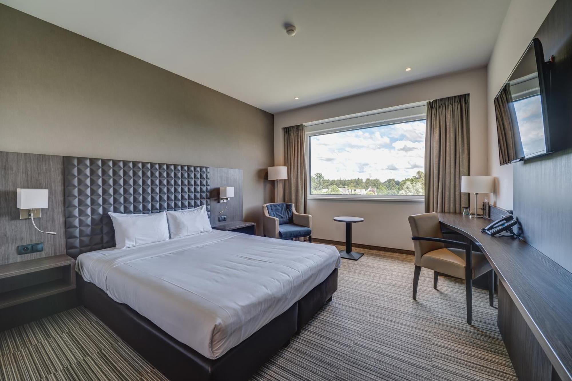 Mezzo Hotel & Business Beringen Dış mekan fotoğraf