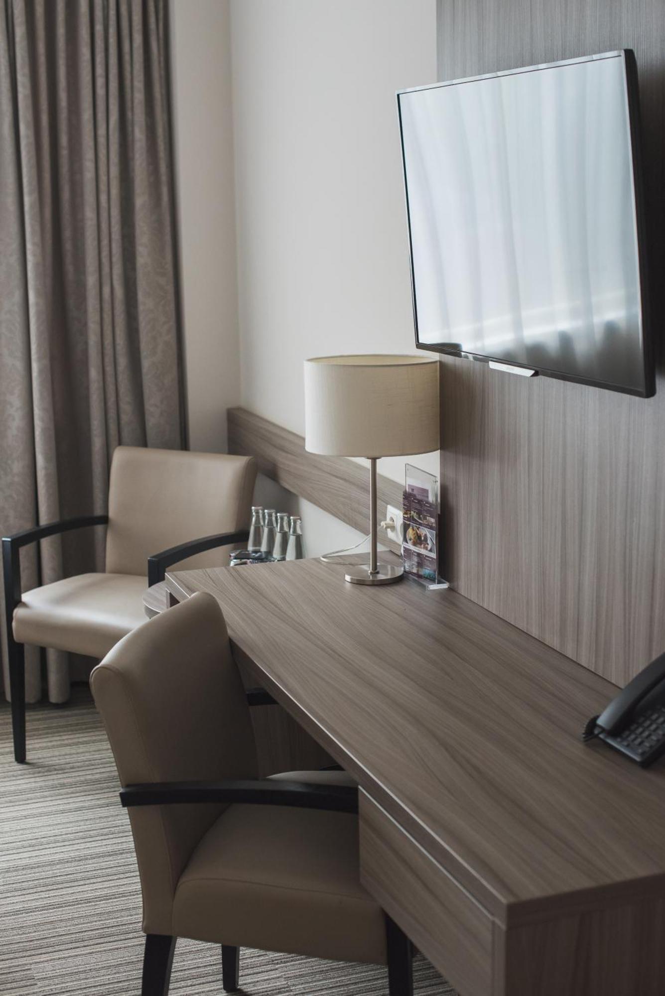 Mezzo Hotel & Business Beringen Dış mekan fotoğraf