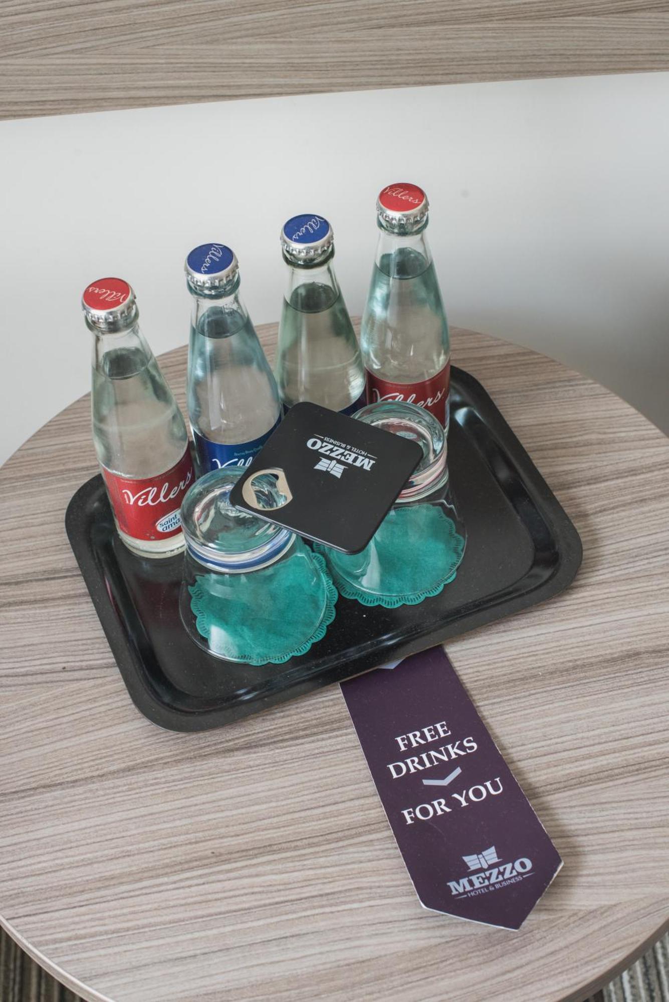 Mezzo Hotel & Business Beringen Dış mekan fotoğraf