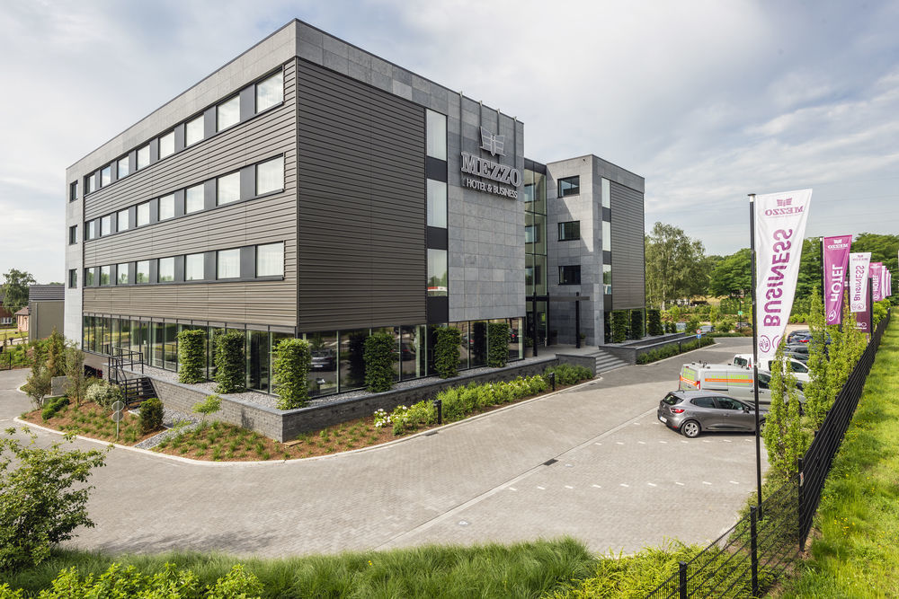 Mezzo Hotel & Business Beringen Dış mekan fotoğraf