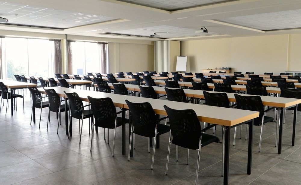 Mezzo Hotel & Business Beringen Dış mekan fotoğraf
