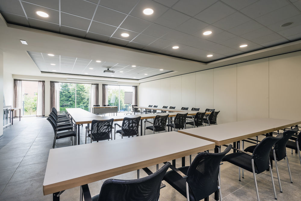 Mezzo Hotel & Business Beringen Dış mekan fotoğraf