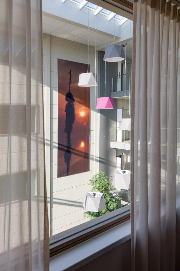 Mezzo Hotel & Business Beringen Dış mekan fotoğraf
